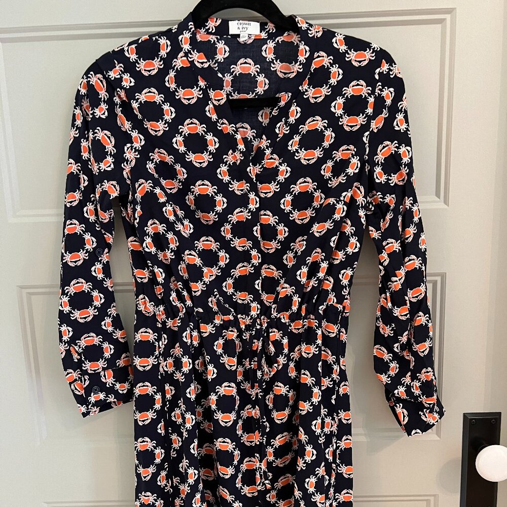 Navy Shirt Dress with orange crab print Crown & Ivy 2P